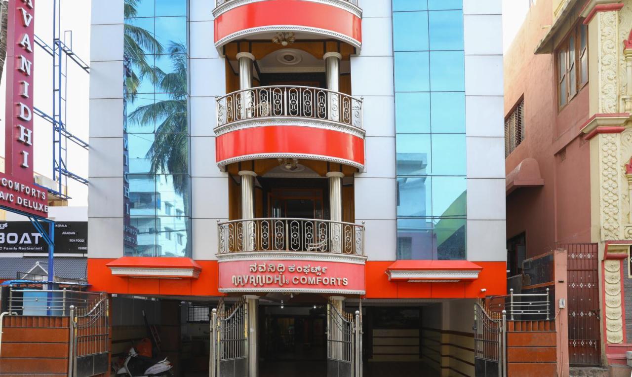 Treebo Nava Nidhi Comforts Bangalore Eksteriør bilde